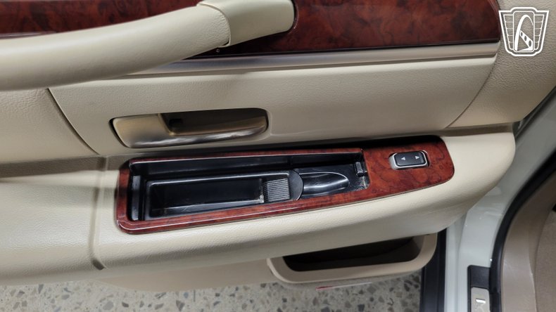 2005 Lincoln Town Car 132