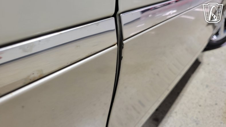 2005 Lincoln Town Car 154