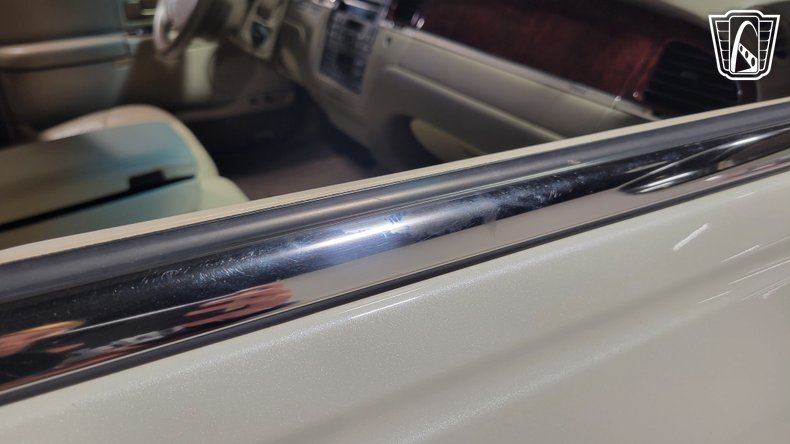 2005 Lincoln Town Car 156