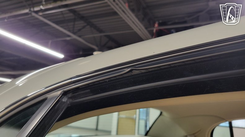 2005 Lincoln Town Car 157