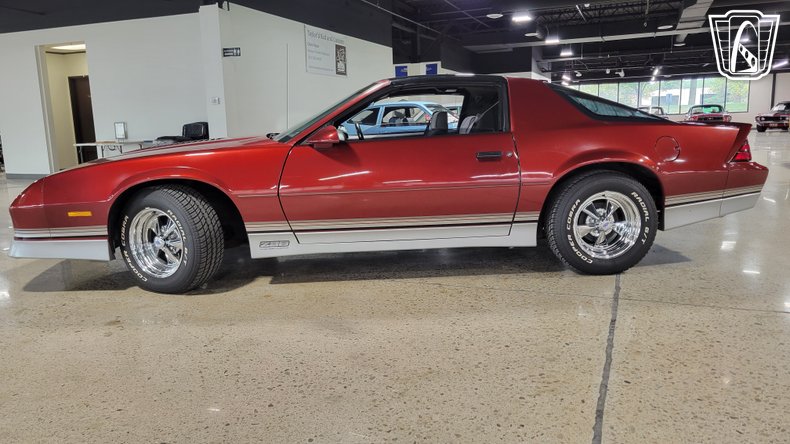 1986 Chevrolet Camaro 2