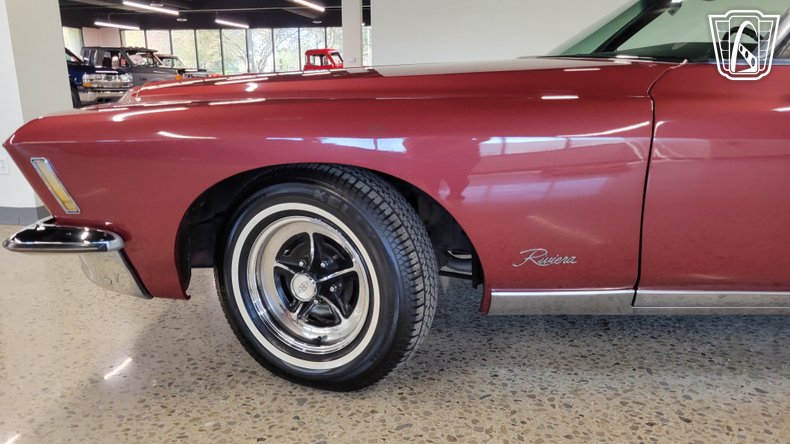 1972 Buick Riviera 24