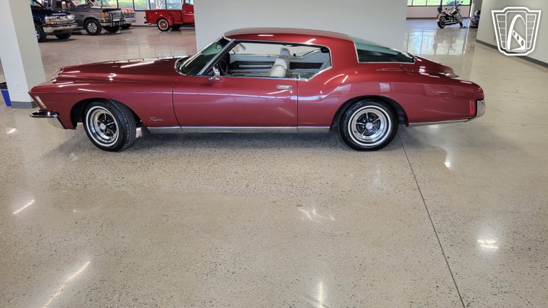 1972 Buick Riviera 23