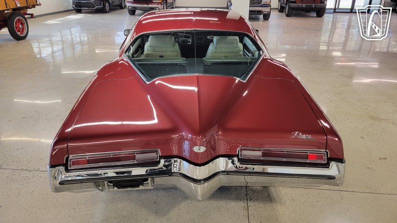 1972 Buick Riviera 3