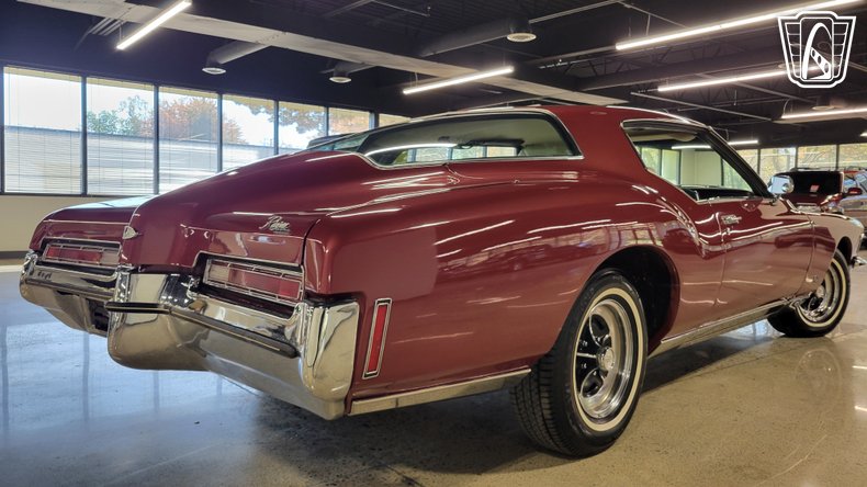 1972 Buick Riviera 32