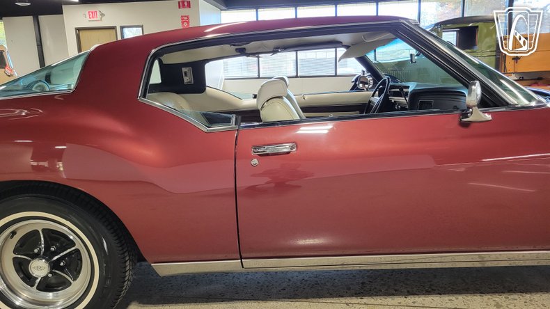 1972 Buick Riviera 39
