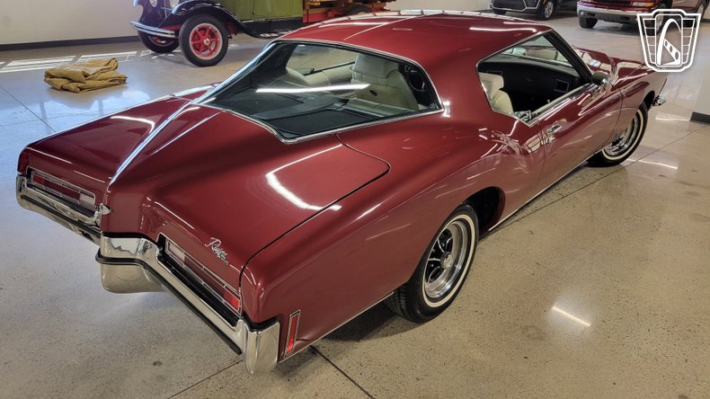 1972 Buick Riviera 34