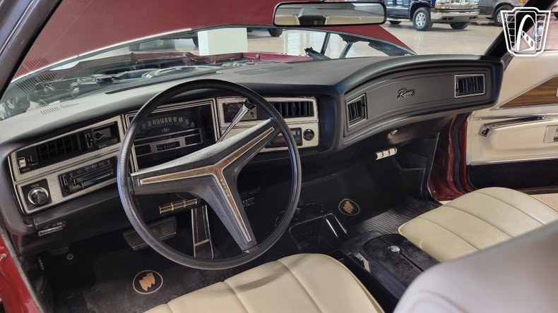 1972 Buick Riviera 13