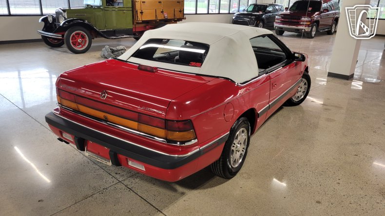 1993 Chrysler LeBaron 34