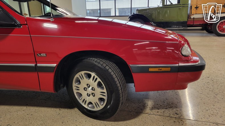 1993 Chrysler LeBaron 40