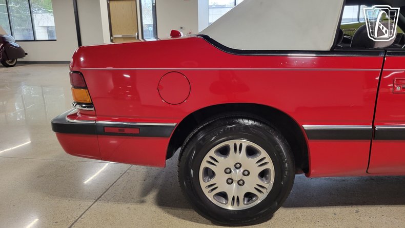 1993 Chrysler LeBaron 38