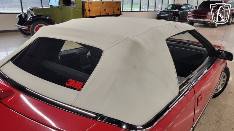 1993 Chrysler LeBaron 68