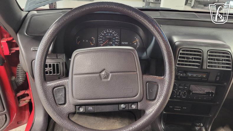 1993 Chrysler LeBaron 10