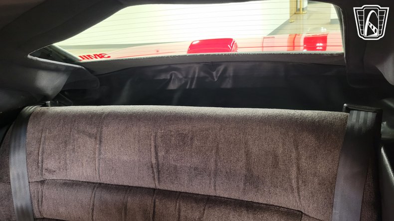 1993 Chrysler LeBaron 118