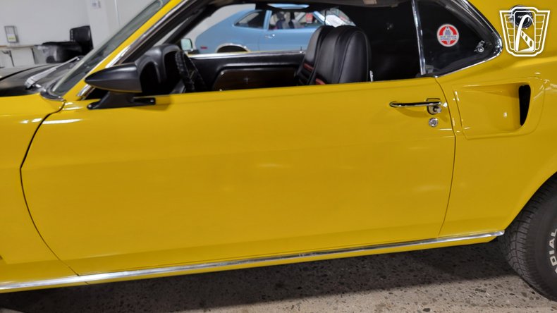 1969 Ford Mustang 25