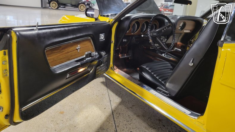 1969 Ford Mustang 102