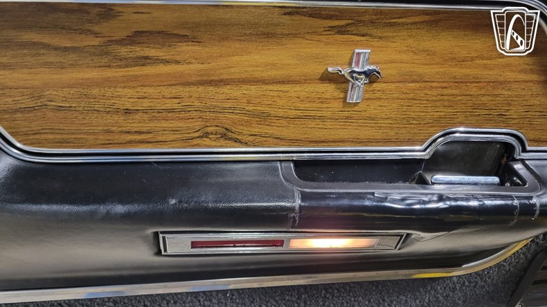 1969 Ford Mustang 105