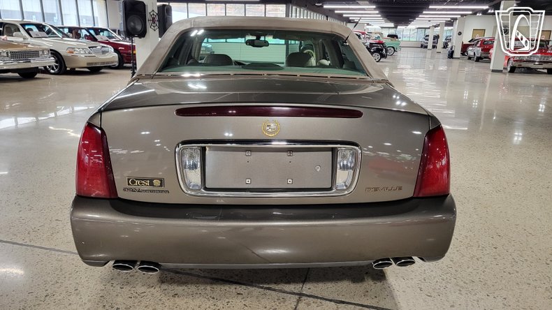 2003 Cadillac DeVille 3