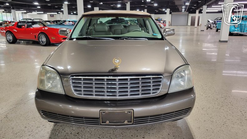 2003 Cadillac DeVille 44