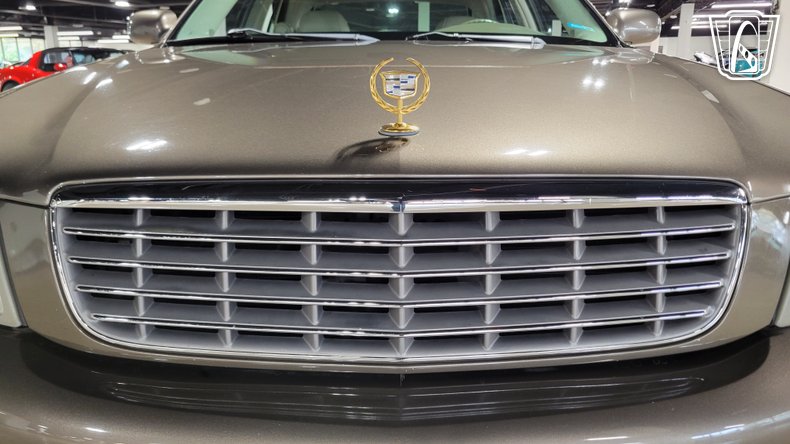 2003 Cadillac DeVille 59