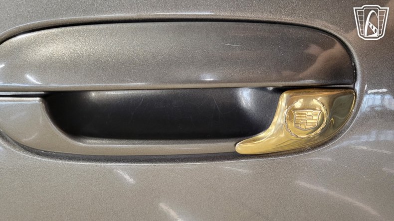 2003 Cadillac DeVille 67