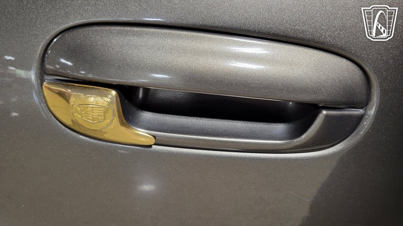2003 Cadillac DeVille 75