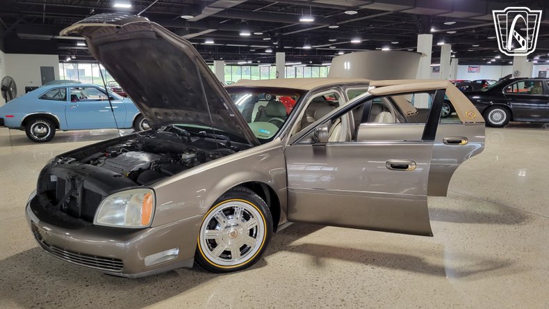 2003 Cadillac DeVille 83