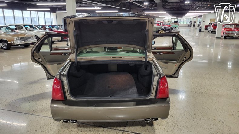 2003 Cadillac DeVille 93