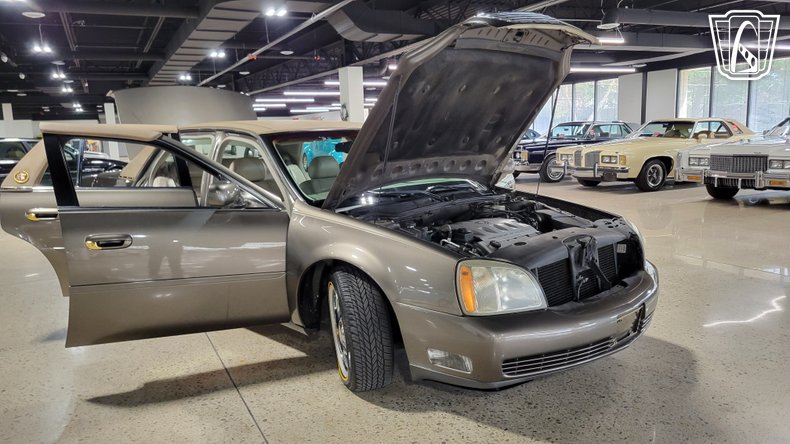 2003 Cadillac DeVille 101