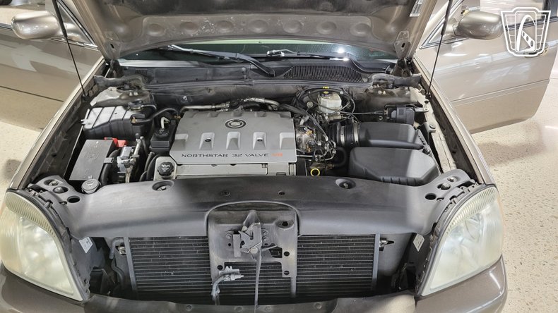 2003 Cadillac DeVille 11