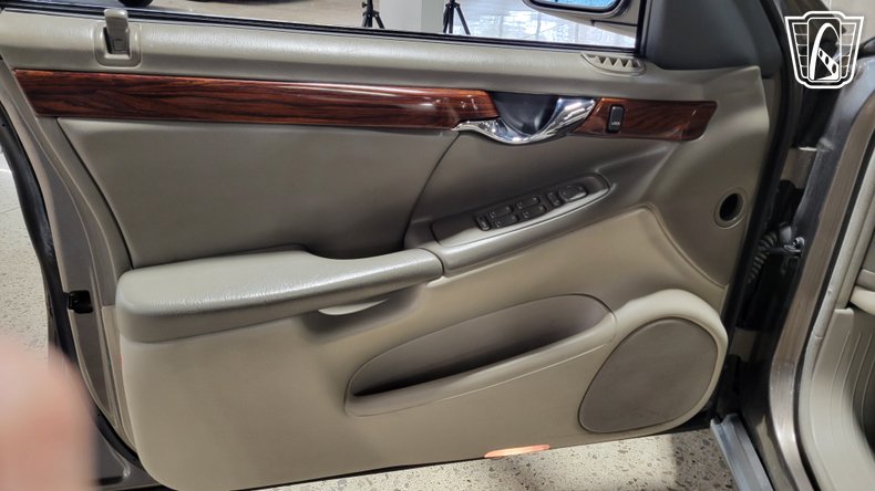 2003 Cadillac DeVille 120