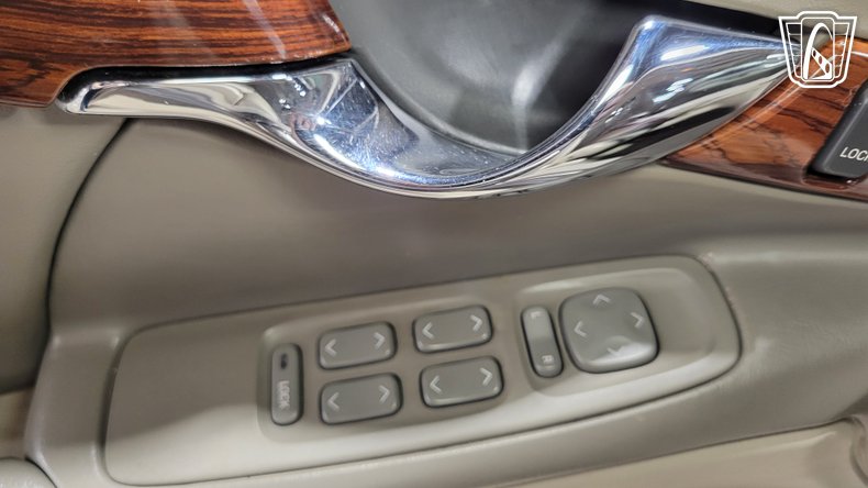 2003 Cadillac DeVille 123