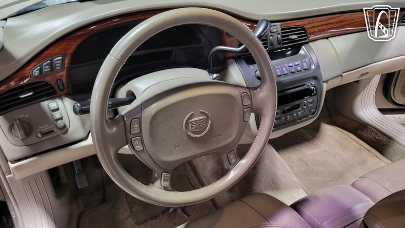 2003 Cadillac DeVille 15