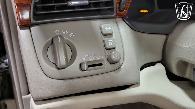 2003 Cadillac DeVille 125