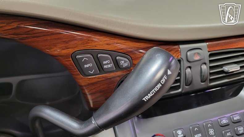 2003 Cadillac DeVille 129