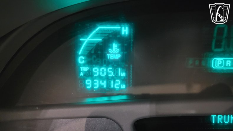 2003 Cadillac DeVille 13