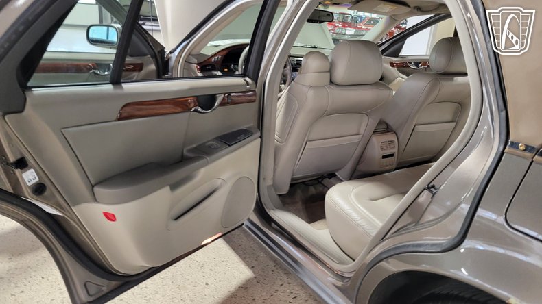 2003 Cadillac DeVille 140