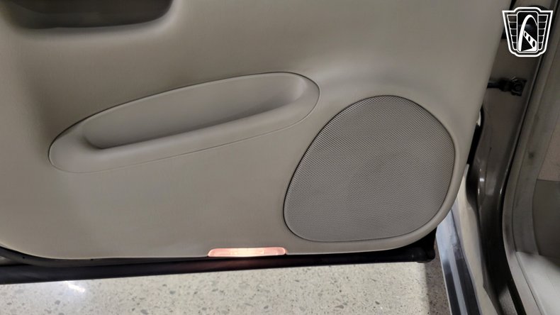 2003 Cadillac DeVille 142