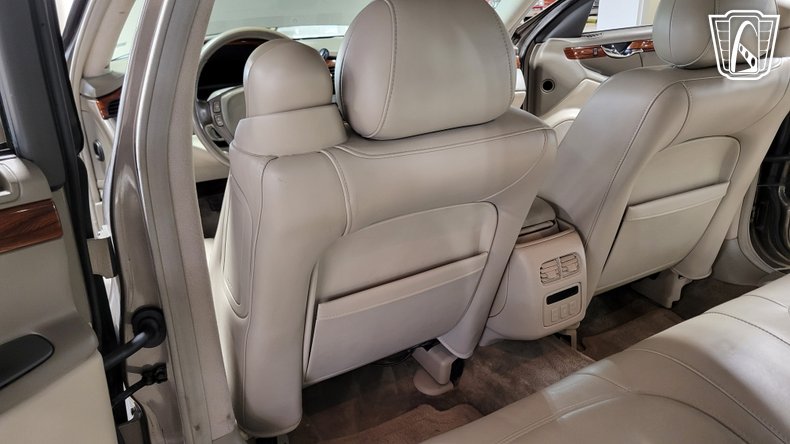 2003 Cadillac DeVille 145
