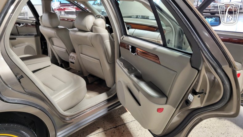 2003 Cadillac DeVille 155