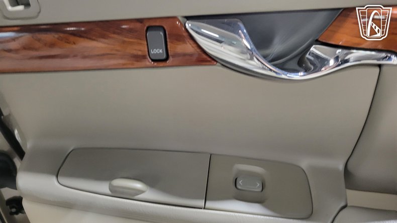 2003 Cadillac DeVille 159