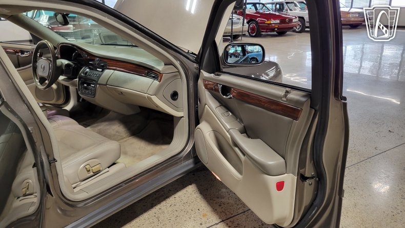 2003 Cadillac DeVille 164