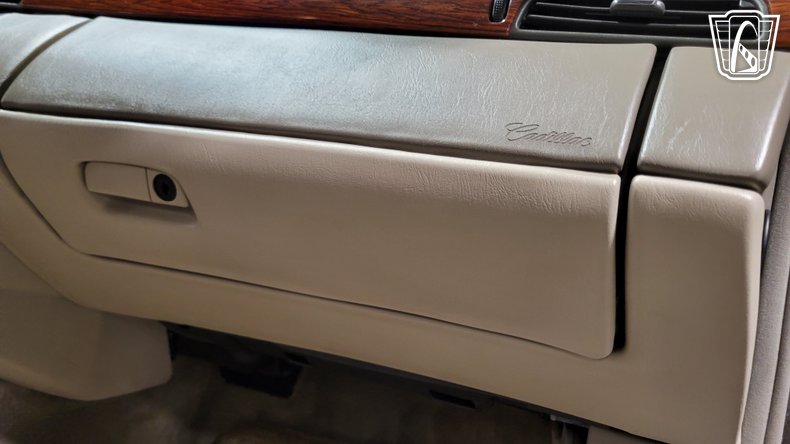 2003 Cadillac DeVille 170