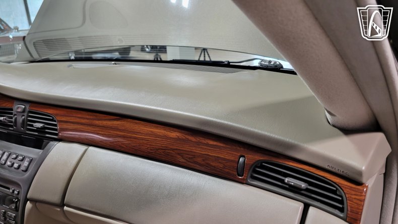 2003 Cadillac DeVille 172