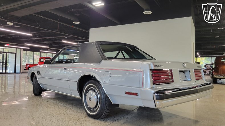 1983 Dodge Mirada 29