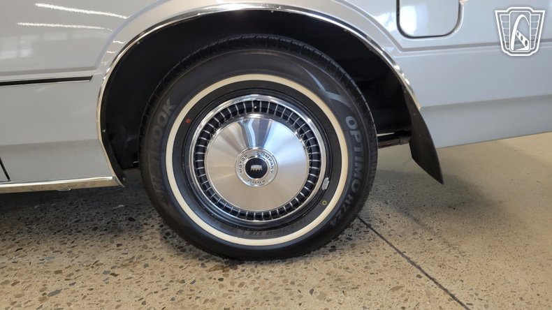 1983 Dodge Mirada 5