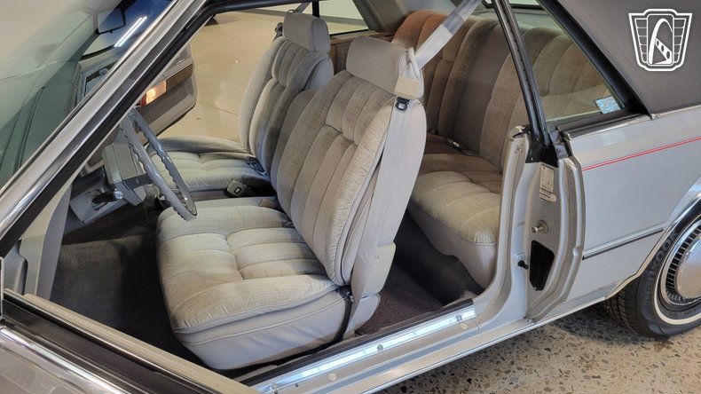 1983 Dodge Mirada 12
