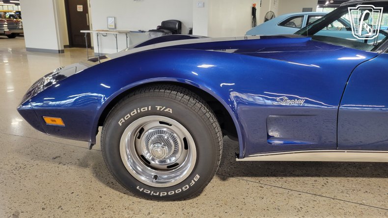 1973 Chevrolet Corvette 23