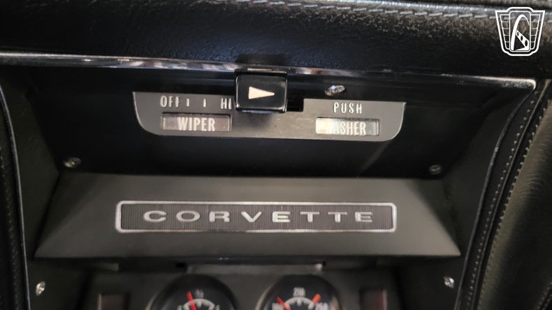 1973 Chevrolet Corvette 111