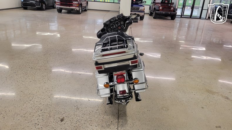 2003 Harley Davidson FLHTCUI 21
